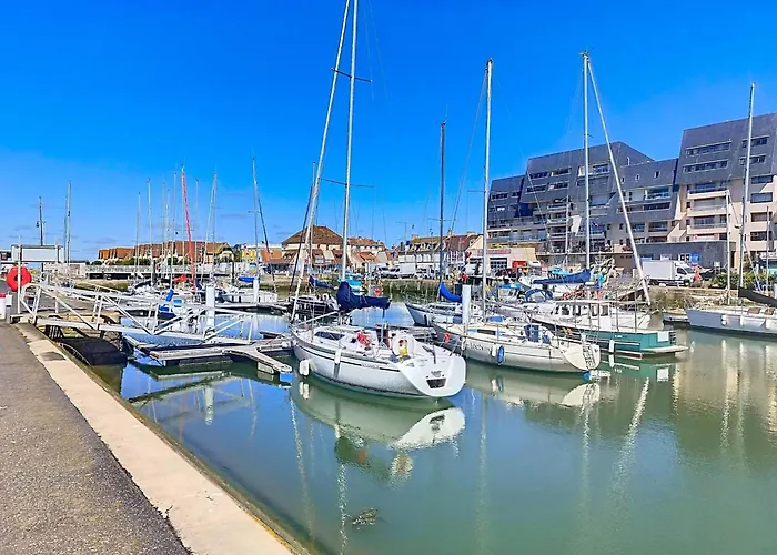 Lumineux Avec Vue Sur Port, Parking Et Wifi - Fr-1-746-27 Apartment